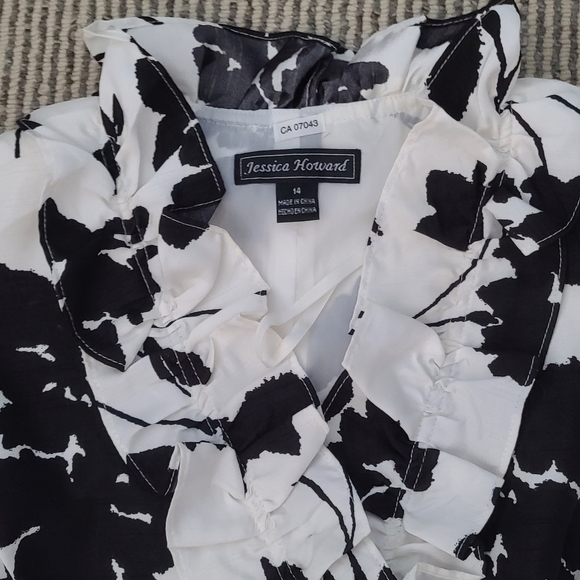 Jessica Howard Dresses & Skirts - Midi Dress